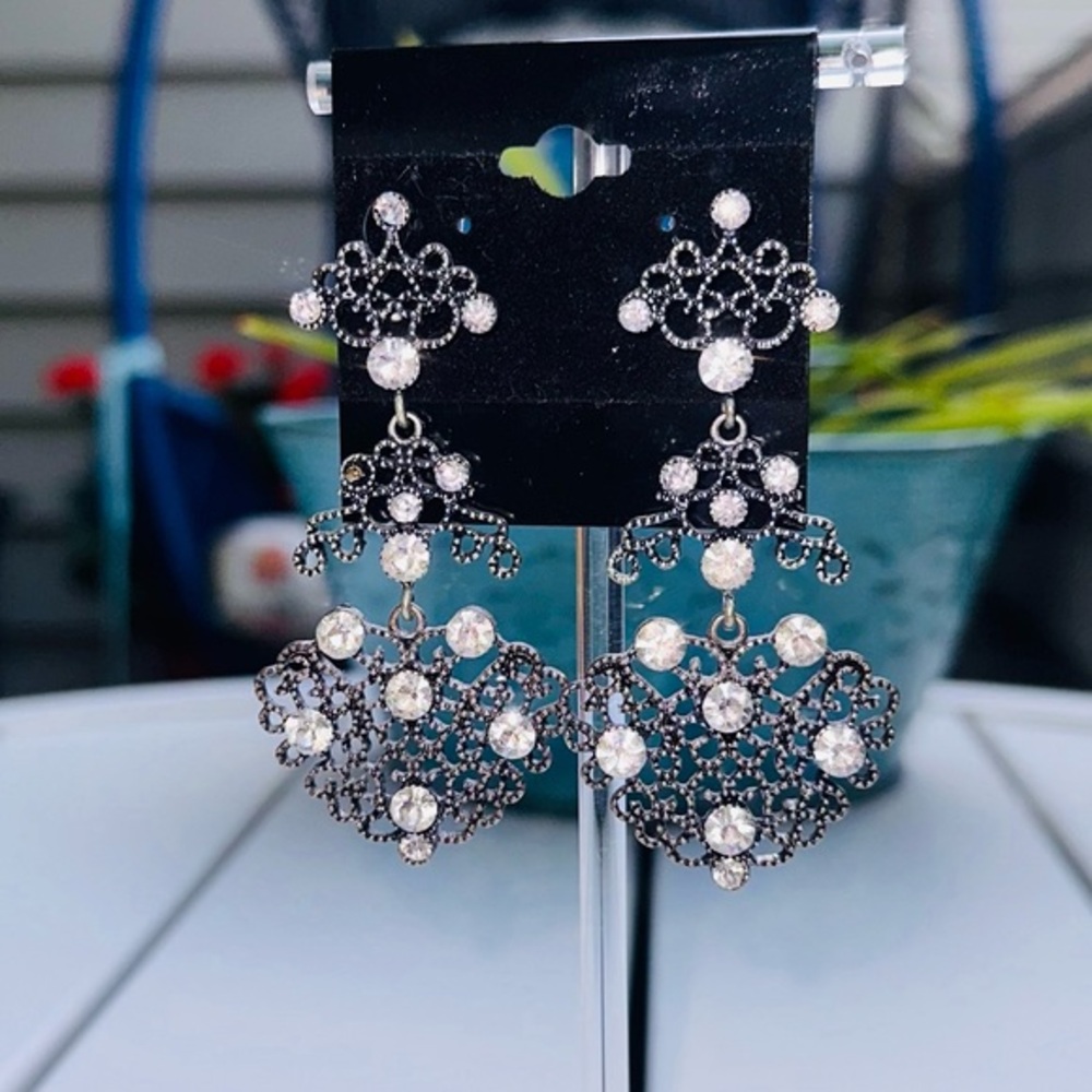 Crystals and swirls earrings